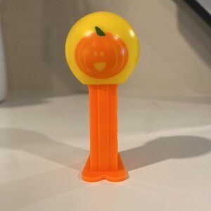 Mini Halloween Pumpkin Pez Dispenser - NEVER USED! collectibles collectible